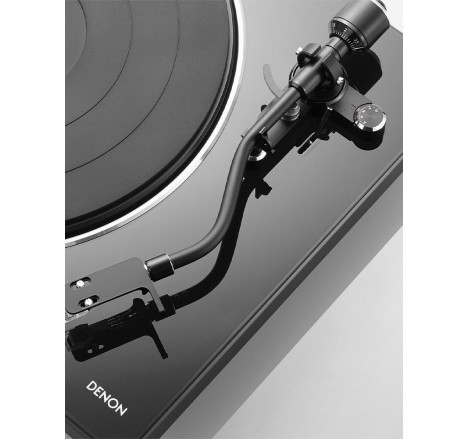 Denon DP-400 automatinis plokštelių grotuvas juodas