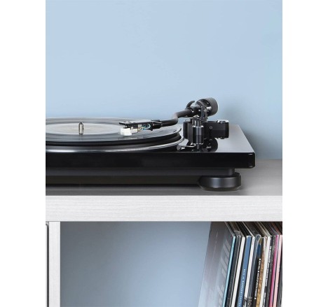 Denon DP-400 automatinis plokštelių grotuvas juodas